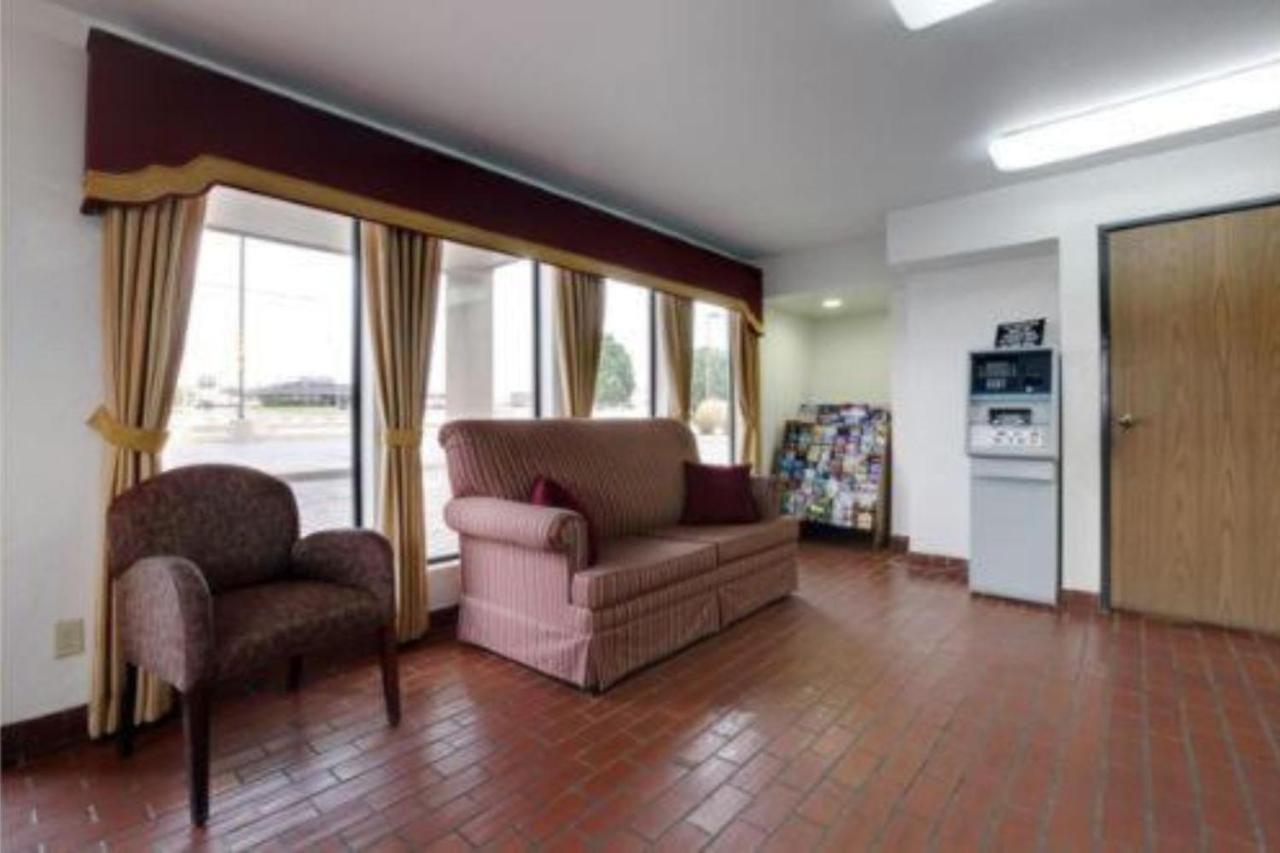 Americas Best Value Inn Oklahoma City South 외부 사진